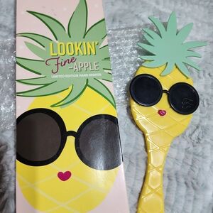 Pineapple Hand Mirror with Sunglasses
